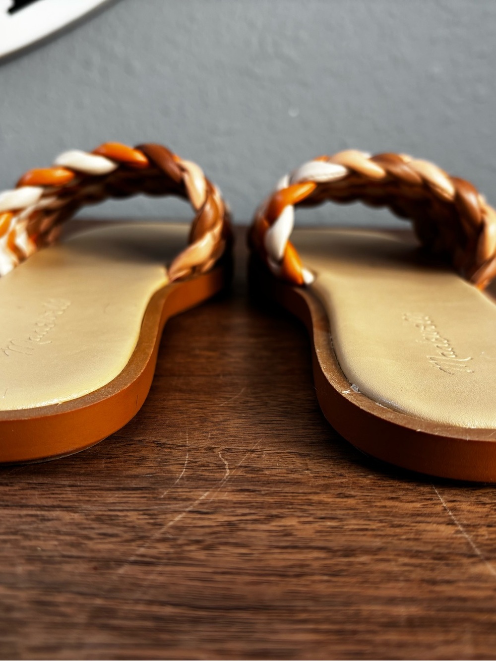 Madewell Tan & Orange Slide Sandals 7 - Picture 5 of 11